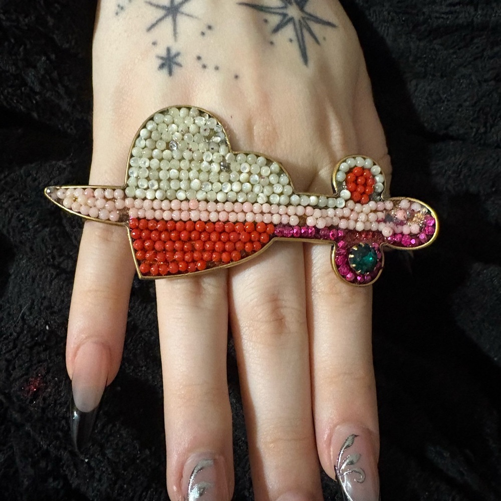 Gucci love kills Multicolor Beaded Heart and Sword c